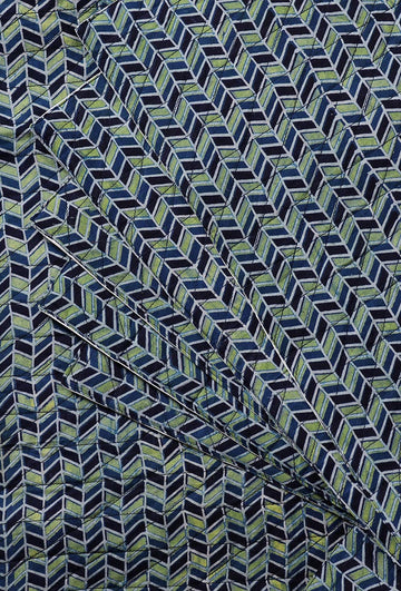 Zig Zag Ajrakh Quilted Runner and 6 Mats